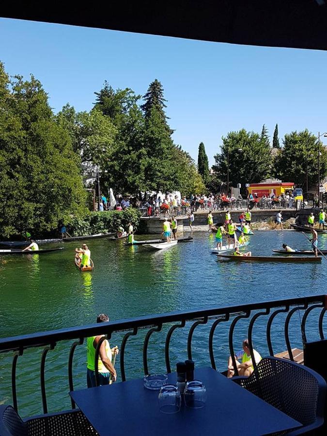 Les Terrasses De David Et Louisa LʼIsle-sur-la-Sorgue Exterior foto